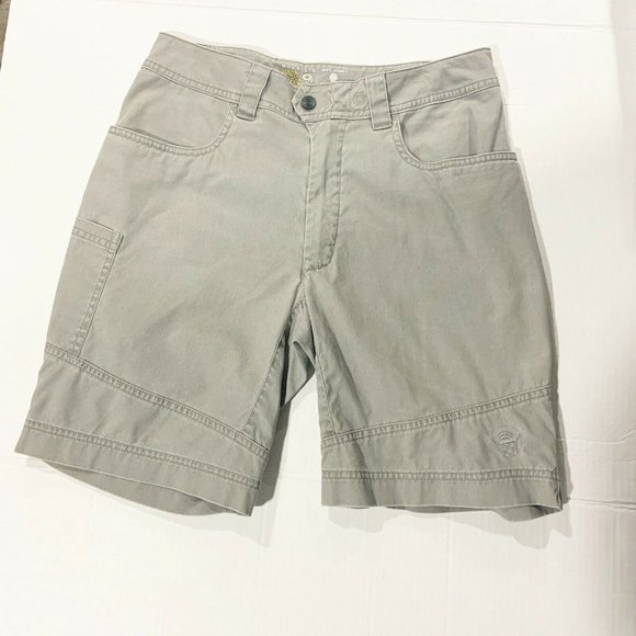 [SOLD] Mountain Hardwear Cargo Shorts Mens Size 30 Hiking Outdoors Trail Gray - Picture 1 of 7